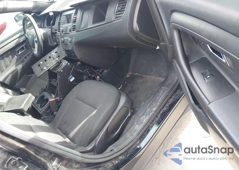 2016 Ford Police Interceptor z USA, uszkodzony, nr VIN 1FAHP2L88GG132507